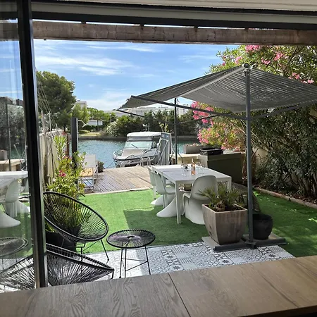 Marina Tribu 6 Apartment
